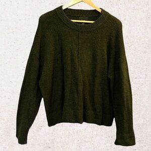 Lumiere Green Crew Neck Sweater with Textured Knit